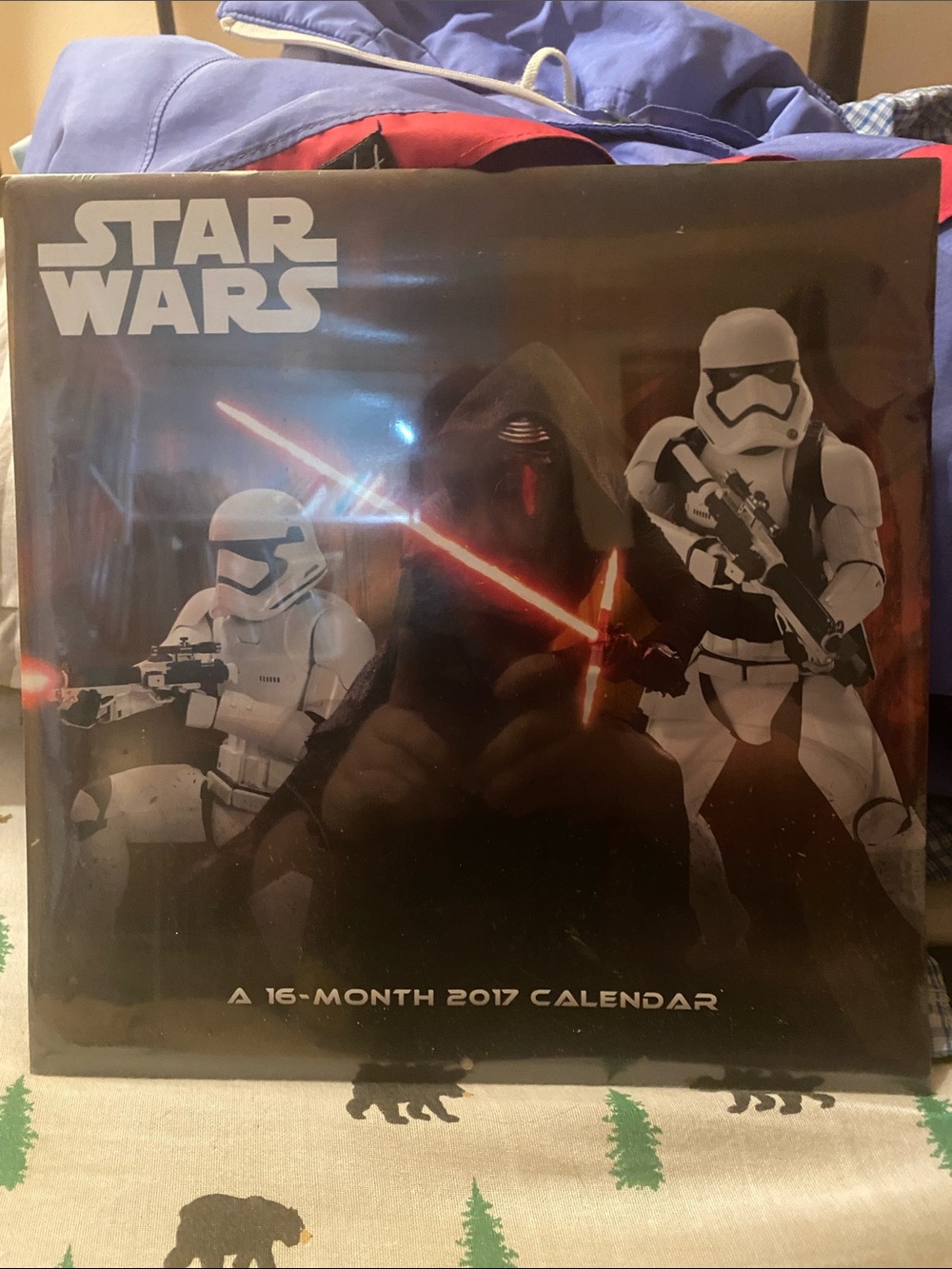 NWT Sealed Star Wars 2017 16-Month Wall Calendar Disney Kylo Ren Stormtrooper